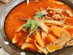 -霄汉牛三鲜湖北砂锅菜(万松园2店)