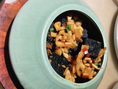 -佬麻雀·新湘菜(珠海金发购物中心店)