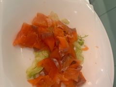 -黄浦江游览十六铺3号码头网红自助餐