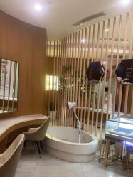 -新生植发·植养护一体