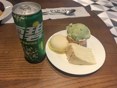 -昆山琶拉帝诗酒店·河畔咖啡厅Riverside Cafe
