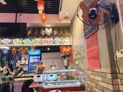 -爆炸头阿姨小四川正宗川味小吃(无任何分店)