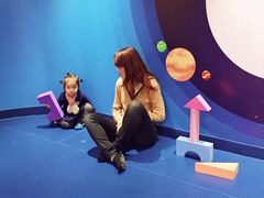 -小门牙好性格托育(北外滩中心)