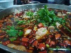 -特色肥肠鱼好吃串串香