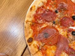 -城市大道红炉披萨烘焙坊