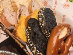 -马迭尔德式西餐精酿啤酒屋(中央大街店)