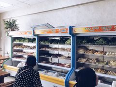 -不起眼麻辣烫凉皮店