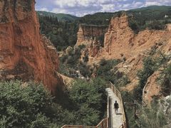 -彩色沙林风景区