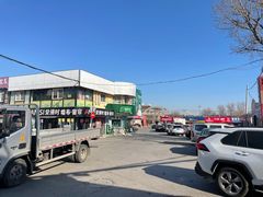 -大商机场前石材建材家具大市场