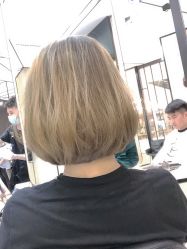 -HAIR CORNER