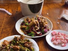 -茅屋大酒店