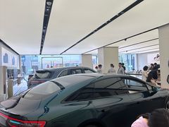 -华为智能生活馆(上海金桥国际商业广场)