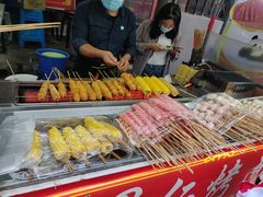 -小魏哥果仁烤面筋