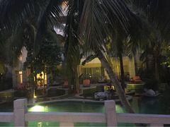 三亚亚龙湾华宇度假酒店(原三亚华宇皇冠假日酒)-三亚亚龙湾雅高美爵酒店