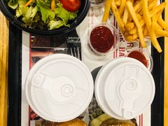 -The Habit Burger Grill 哈比特汉堡(复兴soho店)