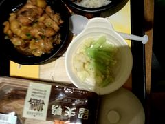 板栗闷鸡-老娘舅(苏州中心大道西大润发店)