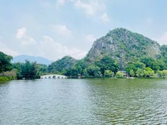 -星湖旅游景区七星岩