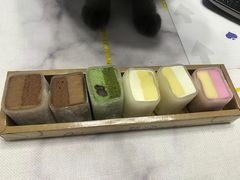 慕斯白玉卷-欧式面包坊(青岛万象城店)