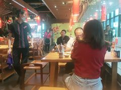 -野山舂·贵州现舂酸汤火锅(鸿通城店)