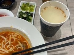 100度的开水冲出来的饮品-康师傅私房牛肉面(马泉营奥莱店)