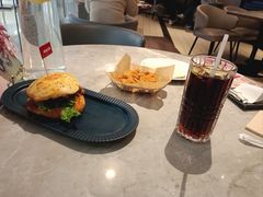 -必胜客餐厅(昆百大泰业城店)