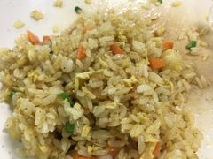 泰式菠萝炒饭-咬不得高祖生煎·简餐(城站店)