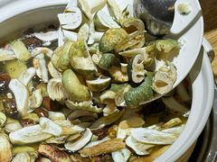 -鲜菌江湖正宗野生菌火锅