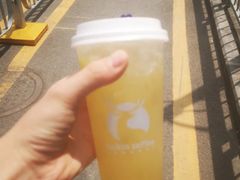 满杯百香果-瑞幸咖啡(壹航城店)