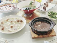-洪平血旺椒麻鸡雅鱼饭店(熊猫大道店)