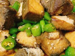 -芦茨金富饭庄·25年老字号·专做稻草鸡
