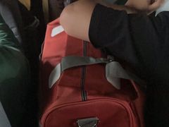 -泊安飞浦东物流大道停车场