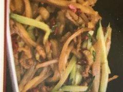 榨菜炒里脊丝-老昌春饼(新天地店)