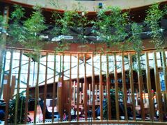 -上海滴水湖皇冠假日酒店