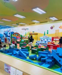 -莫莉幻想儿童乐园(武汉经开永旺店)