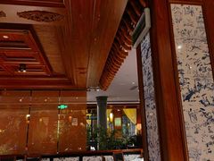 -八府香鸭·啫啫煲(华山路店)