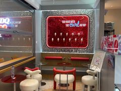 -DQ·蛋糕·冰淇淋(三亚青春颂店)