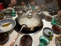 -喃喃椰·糟粕醋·椰子鸡火锅(七堡花园店)
