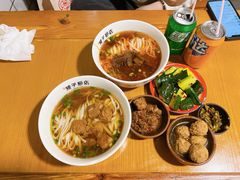 -矮子粉店1985·长沙米粉(湘春路店)
