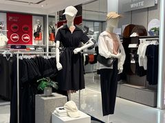 -砂之船奥莱(南京江宁店)
