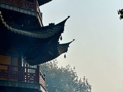-龙华寺
