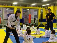 -哈喽实战跆拳道·跳绳·体能(慈云寺馆)