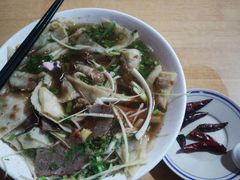 牛肉罩火烧-清真·白家牛肉罩火烧老店(育才街店)