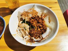 -建新园过桥米线(宝善街店)