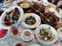 -东南里湖景餐厅·新闽菜(浦西万达店)