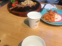 -菲滋意式餐厅(富阳东方茂店)