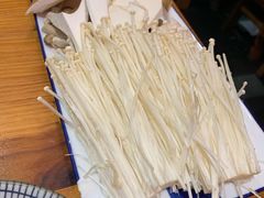 -野山舂·贵州现舂酸汤火锅(鸿通城店)