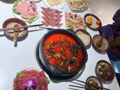 -贵府酸汤牛肉火锅·贵州老字号(飞山街店)