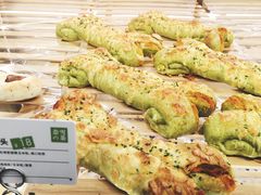 -奈雪的茶(百盛店)