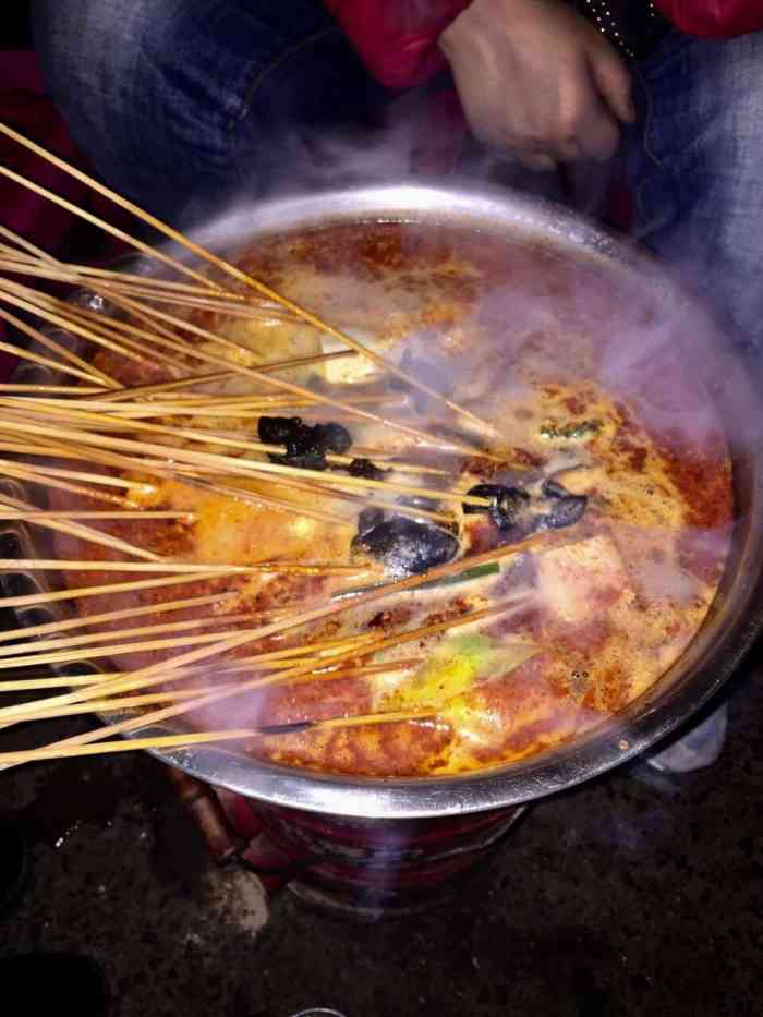 西航串串-"着实是没有服务,没有环境的串串,人满为患.