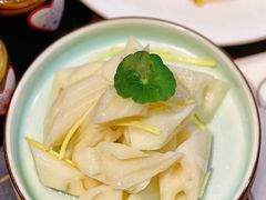 -湖畔鲁菜·二十年老字号餐厅(大明湖店)